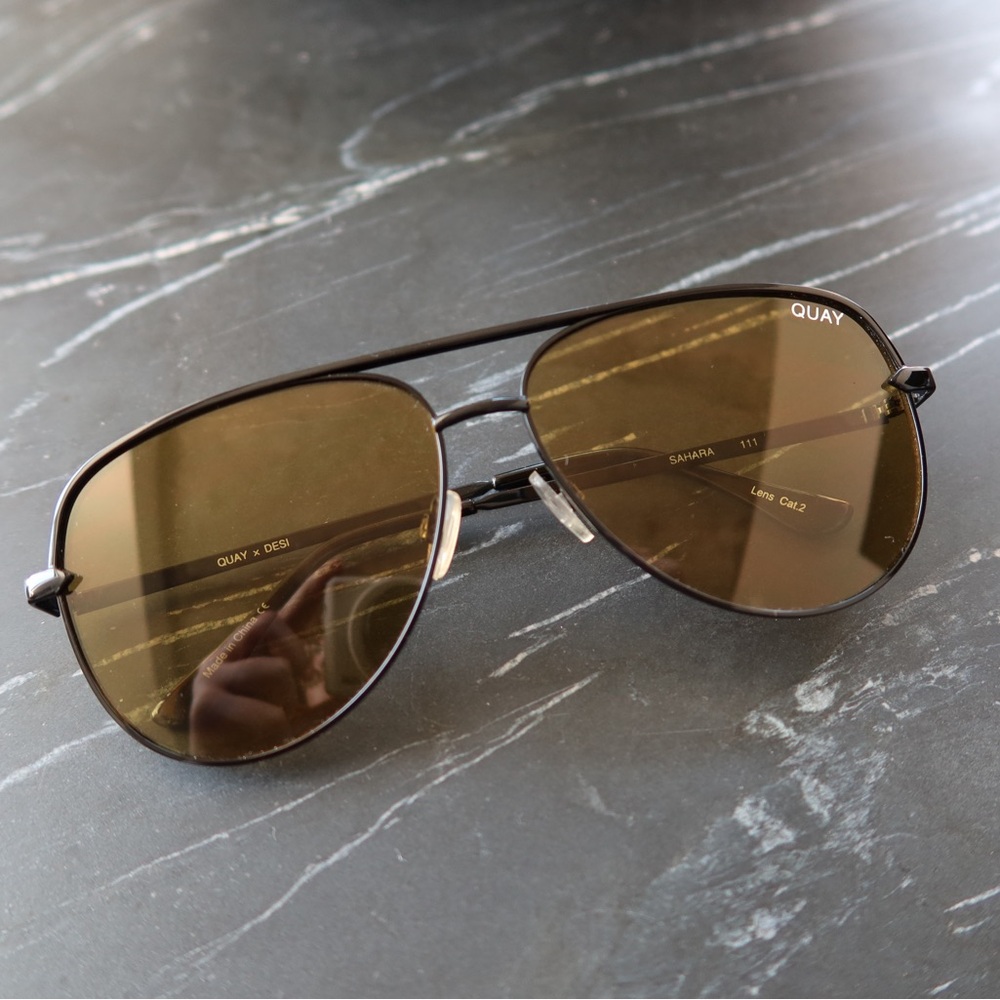 Quay x Desi Perkins Sahara Aviator Sunglasses – Lightly Worn, No Case